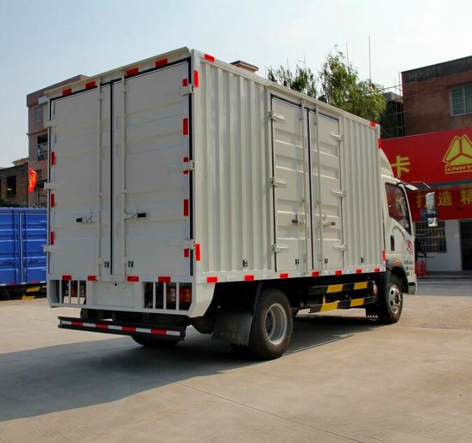 中国重汽HOWO 统帅 129马力 4.2米单排厢式轻卡蓝色7